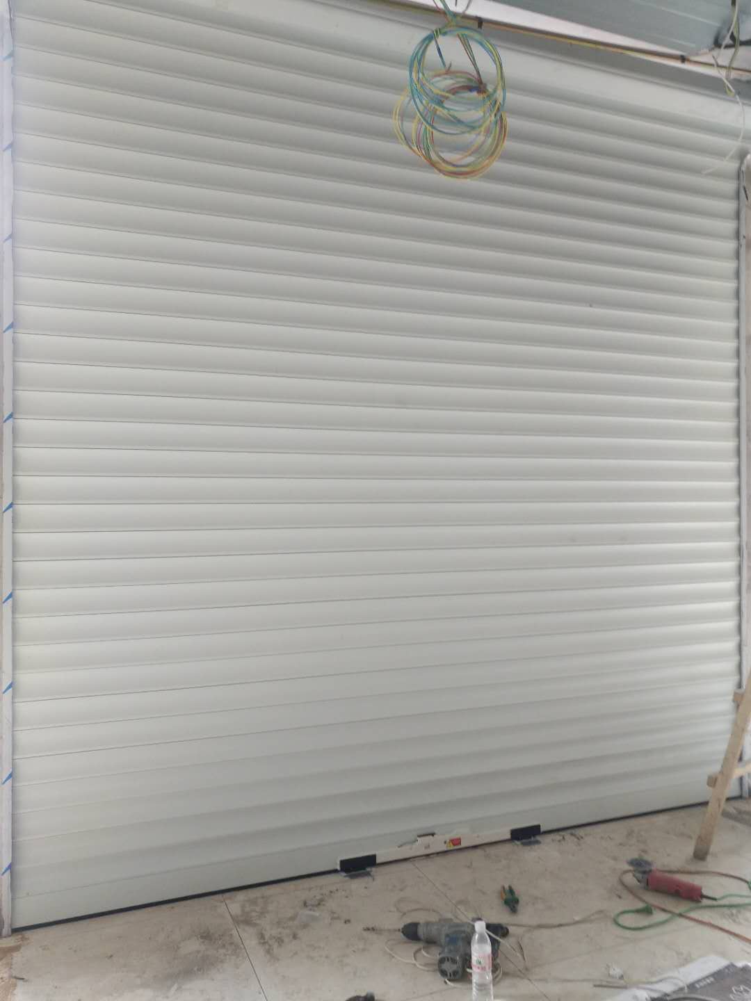 防風(fēng)卷簾門的安裝與調(diào)試你知道怎么做嗎？